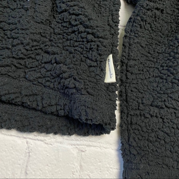 Teddy Pull Over - Picture 2 of 4